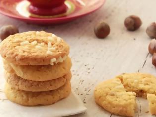 Φωτογραφία για Cookies με πορτοκάλι και φουντούκια