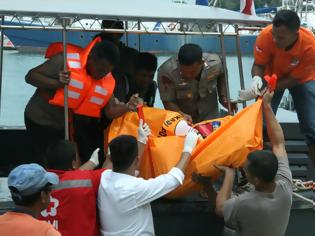 Φωτογραφία για Τραγωδία με 36 νεκρούς μετανάστες στην Ινδονησία