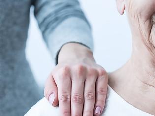 Φωτογραφία για Το ετήσιο κόστος της άνοιας στην Ελλάδα πλησιάζει τα 3 δισ. ευρώ