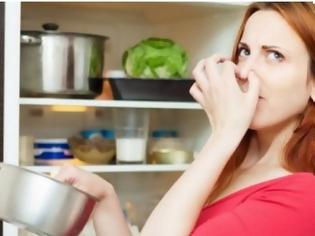 Φωτογραφία για Έξυπνα tips για να διώξετε τις άσχημες μυρωδιές από το ψυγείο σας