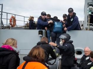 Φωτογραφία για Πολεμικά πλοία στη Νέα Ζηλανδία για την απομάκρυνση εγκλωβισμένων