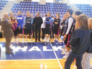 Φωτογραφία για Ο δήμαρχος Χαλκιδέων στην εθνική γυναικών μπάσκετ - ενόψει του αγώνα Ελλάδα Βουλγαρία στις 19-11