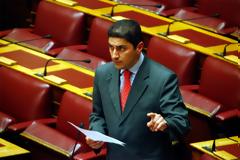 Αυγενάκης προς Πετρόπουλο «Έχετε αναλογιστεί ότι κάποιοι από τους 120.000 που έχουν υποβάλει αίτημα συνταξιοδότησης στο ΙΚΑ μπορεί να αντιμετωπίζουν σοβαρό πρόβλημα βιοπορισμού; Γιατί καθυστερείτε;»