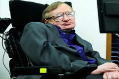 Στίβεν Χόκινγκ: Έχουμε περίπου χίλια χρόνια για να βρούμε έναν άλλο πλανήτη να ζήσουμε