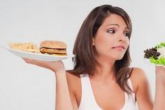 Αυτή είναι η πιο επικίνδυνη δίαιτα (και μάλλον την έχεις κάνει κι εσύ)