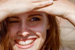 9 καθημερινές συνήθειες που σε γερνάνε