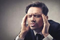 Δείτε γιατί μπορεί να ξυπνάτε με πονοκέφαλο