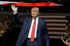 Οι τρεις «σκληροί» του Τραμπ προκαλούν ήδη αντιδράσεις