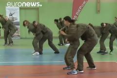 Πολωνία: Ο στρατός παραδίδει μαθήματα αυτοάμυνας σε γυναίκες