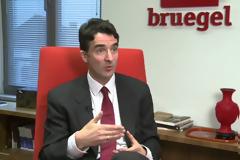 Τέταρτο μνημόνιο αν δεν γίνει μεγάλη αναδιάρθρωση χρέους