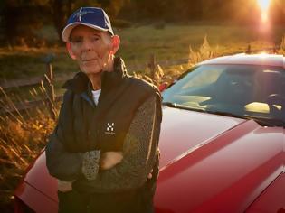Φωτογραφία για Ο 97χρονος Σουηδός που οδηγεί Mustang GT! [video]