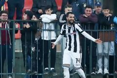 Ο Περέιρα δίνει την λύση στον Ίβιτς