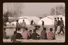 Εγκαταλελειμμένοι στην “τύχη” τους οι πρόσφυγες στη Νέα Καβάλα