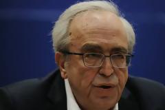 Μπαλτάς κατά Ρένας Δούρου και του αδερφού της