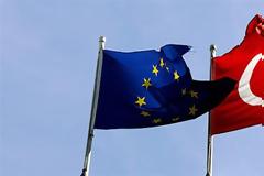 Η ΕΥΡΩΒΟΥΛΗ ΠΡΟΤΕΙΝΕΙ ''ΠΑΓΩΜΑ'' ΤΩΝ ΔΙΑΠΡΑΓΜΑΤΕΥΣΕΩΝ ΜΕ ΤΗΝ ΤΟΥΡΚΙΑ