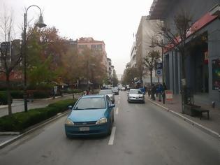 Φωτογραφία για Αφαιρούνται κολονάκια σήμανσης από κεντρικούς δρόμους της Λάρισας λόγω επικινδυνότητας