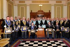 ΑΥΤΕΣ είναι οι ΜΥΣΤΙΚΕΣ εταιρίες που ΚΥΒΕΡΝΟΥΝ τον κόσμο... [photos]