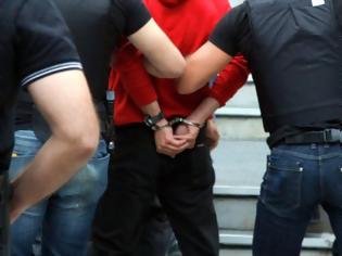 Φωτογραφία για Ήταν ¨βράχος ηρωίνης...Συνελήφθη 20χρονος στην Πάτρα