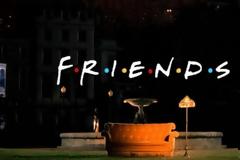 Η αποκάλυψη της Άνιστον για το τραγούδι από «Τα Φιλαράκια»