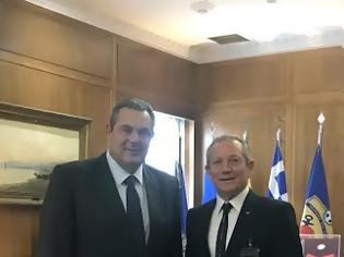 Φωτογραφία για Συνάντηση ΥΕΘΑ Πάνου Καμμένου με τον Πρόεδρο της Πανελλήνιας Ομοσπονδίας Ειδικών Δυνάμεων