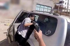 Φωτογραφίες - ΣΟΚ: Εν ψυχρώ δολοφονία αξιωματικού από τζιχαντιστές στην Υεμένη - ΣΚΛΗΡΕΣ ΕΙΚΟΝΕΣ