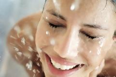 Ποια είναι η σωστή ώρα για να κάνεις ντους;