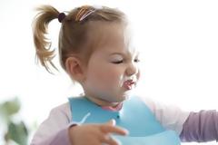 Τα 16 πιο αηδιαστικά πράγματα που κάναμε όταν ήμασταν παιδιά