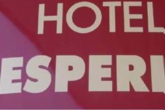 Μεγάλα ονόματα στους ενδιαφερόμενους για το πρώην ξενοδοχείο Esperia στην Αθήνα