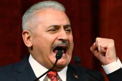 Η Αγκυρα απειλεί: 