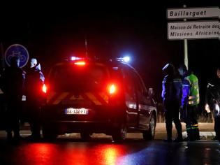 Φωτογραφία για ΘΡΙΛΕΡ στη Γαλλία: Μασκοφόρος ένοπλος σκορπά ΤΡΟΜΟ σε γηροκομείο