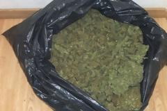 Κύκλωμα με 85 κιλά κάνναβης εξαρθρώθηκε στον Πειραιά