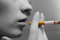 Το υπουργείο Υγείας «εκπαιδεύει» άτομα για τη διακοπή του καπνίσματος