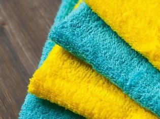 Φωτογραφία για Το πιο απλό κόλπο για να μην ξεβάφουν οι χρωματιστές πετσέτες