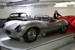 Δείτε πώς η Jaguar ανέστησε τη θρυλική XKSS του 1957 [video]