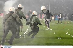 Αλλαγή πλεύσης και παραμονή της αστυνομίας στα γήπεδα