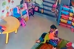 Νηπιαγωγός χτυπά βρέφος και του φέρεται βάναυσα στην Ινδία