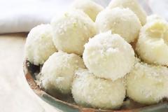 2 συνταγές για γλυκά ΧΩΡΙΣ ψήσιμο!