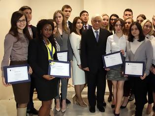 Φωτογραφία για Βραβεία σε Ρώσους φοιτητές από τον Πρόεδρο της Δημοκρατίας