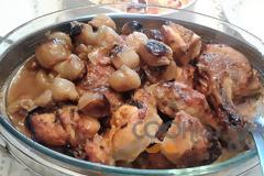 Η συνταγή της Ημέρας: Κοτόπουλο στιφάδο στο ταψί