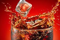 ΠΡΟΣΟΧΗ! ΑΥΤΟΥΣ τους κινδύνους κρύβουν τα light αναψυκτικά...