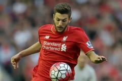 Η Παρί προσπαθεί να δελεάσει τον Λαλάνα