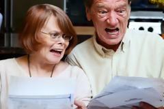 ΑΠΙΣΤΕΥΤΟ ΚΟΛΠΟ! Πώς να καθυστερήσετε το μετρητή σας και να πληρώνετε επίσημα 50% λιγότερα για το ρεύμα