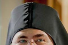 9372 - Όσοι επιλέγουν την ειρήνη, επιλέγουν την αγάπη! (Αρχιμ. Βαρθολομαίος, Καθηγούμενος Ι.Μ. Εσφιγμένου)