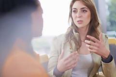 Πώς να «χτίσετε» μια καλή επικοινωνία χρησιμοποιώντας τη γλώσσα του σώματος