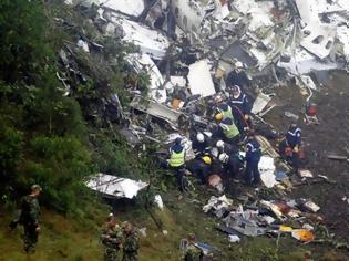 Φωτογραφία για Η αεροπορική τραγωδία με δεκάδες νεκρούς που βύθισε στο πένθος τη Βραζιλία