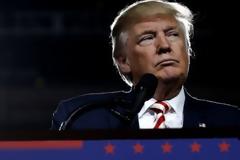 Ο Τραμπ εγκαταλείπει τις επιχειρήσεις του για την προεδρεία