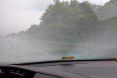 ΔΕΙΤΕ τι πρεπει να κάνετε για να μη ΘΟΛΩΝΟΥΝ τα τζάμια του αυτοκινήτου σας...