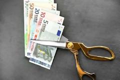 Τα «πάνω- κάτω» στους μισθούς