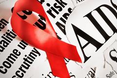 «Μαζί» ενάντια στο AIDS με ένα κόσμημα για τα οροθετικά παιδιά του Νοσοκομείου «Αγία Σοφία»