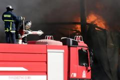 Πάτρα: Καίγεται νταλίκα σε τούνελ